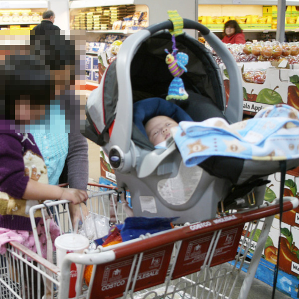shopping cart with child seat